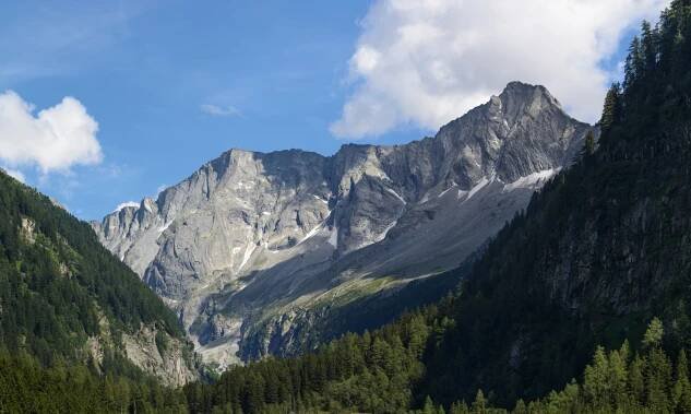 V Rakousku zemřela česká turistka, utopila se po pádu do vody