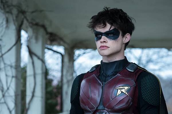 Titans - Série 2 - Trigon - Z filmu - Curran Walters