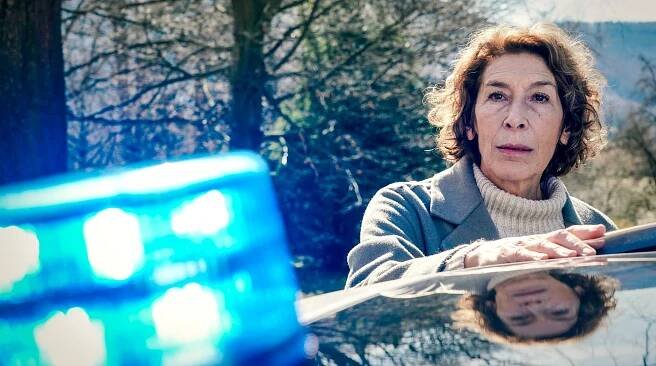 Místo činu - Wir sind nicht zu fassen! - Z filmu - Adele Neuhauser