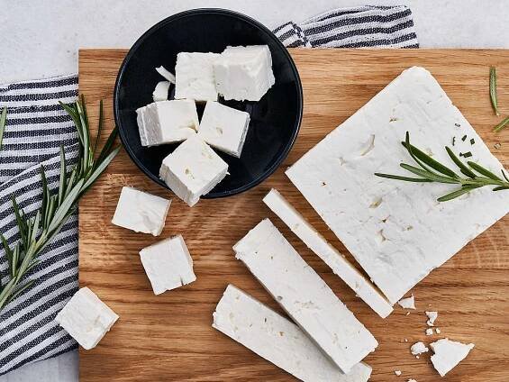 Čerstvý sýr feta
