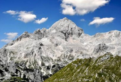 The Best Julian Alps and Soča Valley Hike - Triglav Tours
