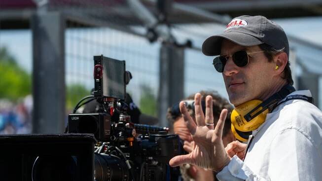 F1 director Joseph Kosinski has an update on Top Gun 3