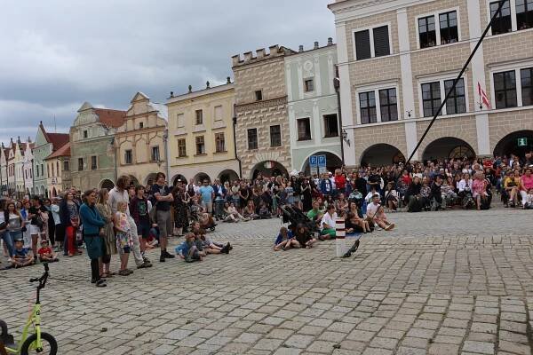 Pán prstenů a Piráti z Karibiku v Telči. Připomeňte si koncert na náměstí