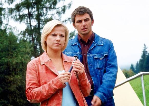 Vraždy v Kitzbühelu - Zemřít zdravý - Z filmu - Kristina Sprenger, Hans Sigl