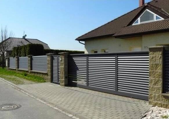 Hliníkové vjezdové brány a oplocení – Bartek vrata