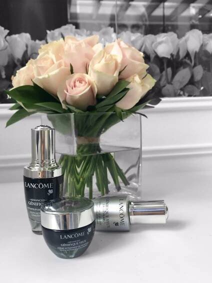 Genifique with roses final