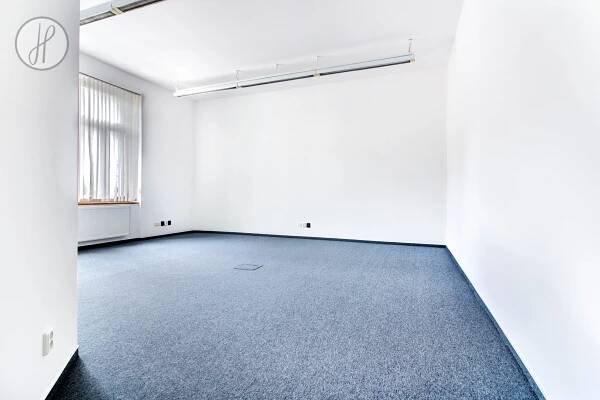 Pronájem nebytových prostor, od 10 m², Liberec I-Staré město, Jablonecká 648/8 | Realitní makléři Liberec - Jan a Miroslav