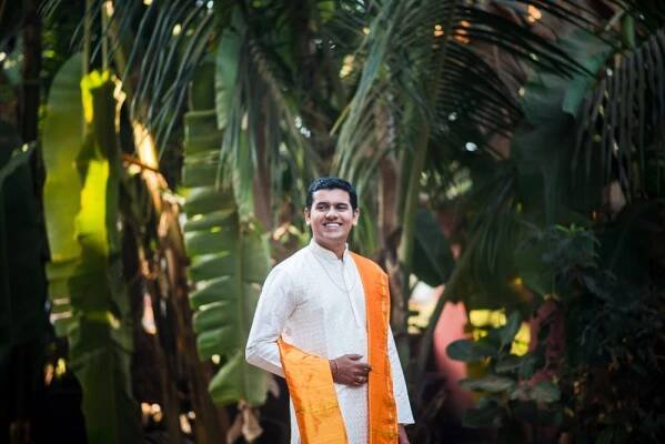 Neha & Rohan's Destination wedding at Dapoli | Wedding photos by Girish Joshi