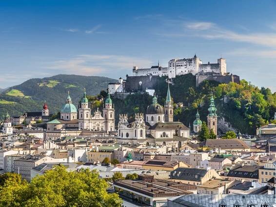 THE MOST BEAUTIFUL CITIES IN AUSTRIA – REBELLE