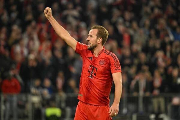 Kane si připsal další hattrick, Bayern Mnichov se vrátil do čela bundesligové tabulky