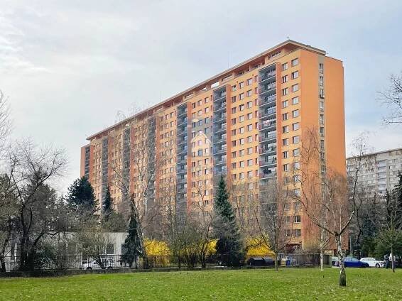 Rajmonova, Praha 8 - Kobylisy