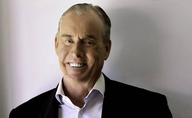 'Scrubs' Reboot Brings Back John C. McGinley as Dr. Cox