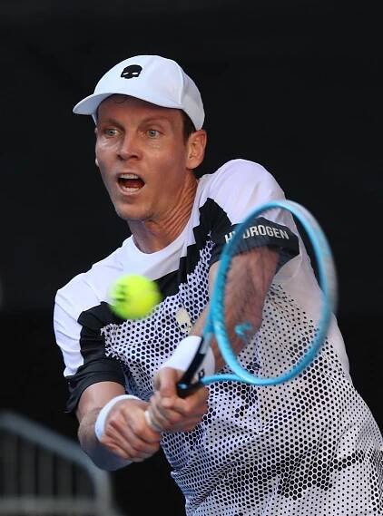 Živě: Berdych - Simon 7:6, 6:4. Český tenista po napínavé bitvě postupuje dál