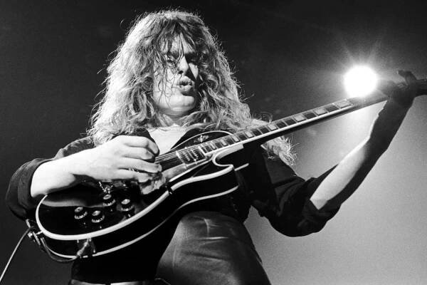 John Sykes, Whitesnake and Thin Lizzy guitarist, dies at 65