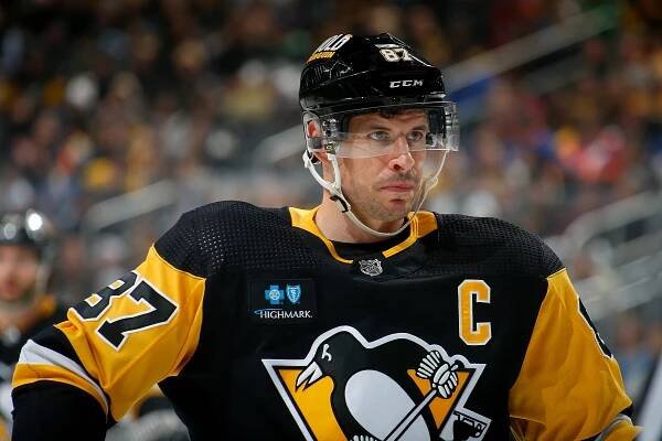 New York Islanders v Pittsburgh Penguins