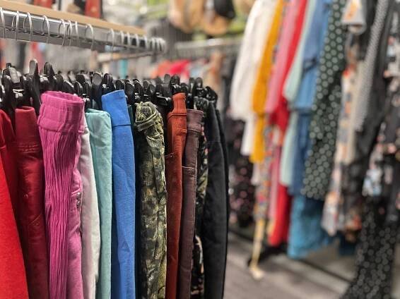 Domov - Humana Secondhand & Vintage