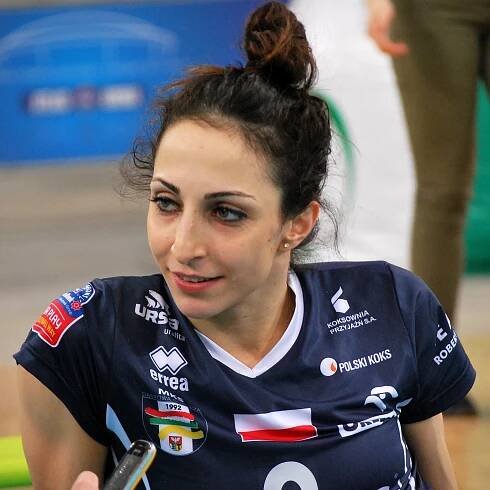 Özge Kırdar Kinasts
