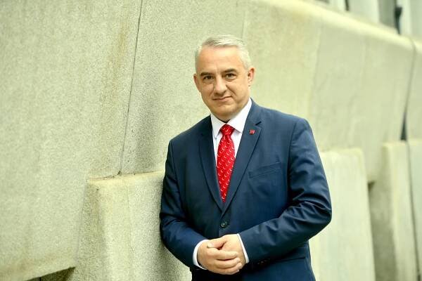 Středula bude znovu šéfem odborů. Na sněmu získal nadpoloviční většinu hlasů