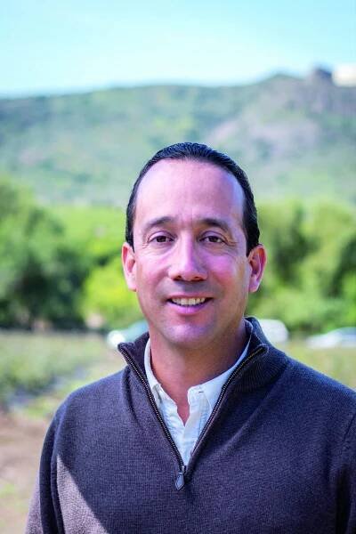 People First: Setting an Example in Agriculture. Hector Lujan, CEO, Reiter Affiliated Companies