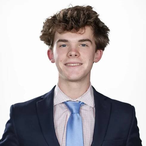 headshot of Davin Hyche