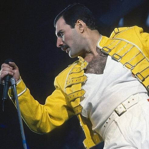 Freddie Mercury během legendárního koncertu ve Wembley v roce 1986