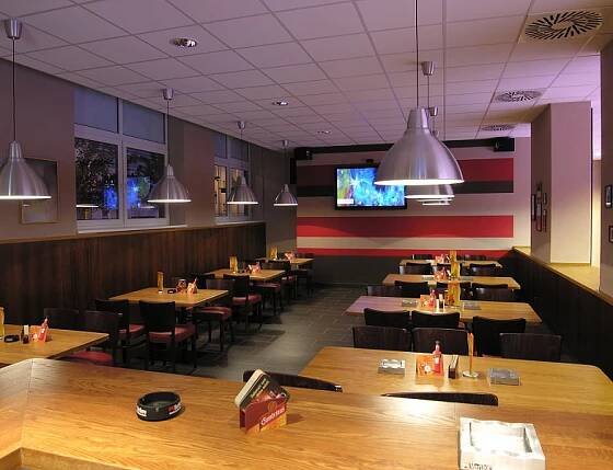 BOWLING ZNOJMO, BOWLING SPORT BAR ZNOJMO - nový bowling ve Znojmě | Bowling sport bar Znojmo