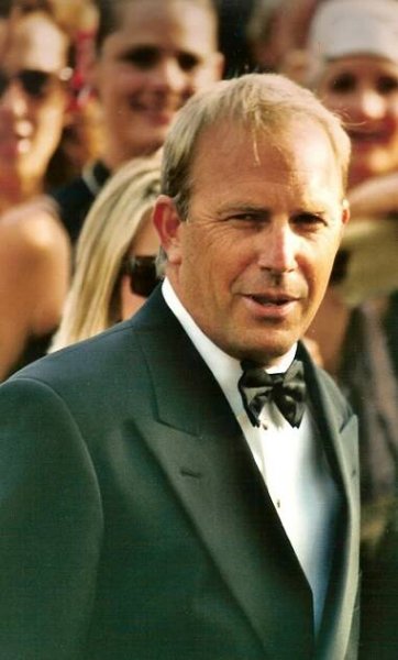 File:Kevin Costner 2003.jpg - Wikimedia Commons