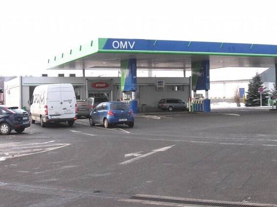 Pohonné hmoty jsou dražší, vyplatí se sledovat ceny