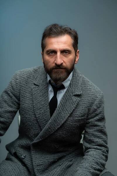 Tim Seyfi | Actor