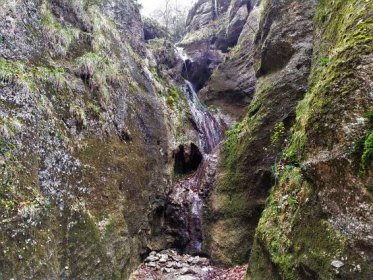 Výlet k Hlbockému vodopádu, na Roháč a na hrad Hričov – Vyraž na výlet!