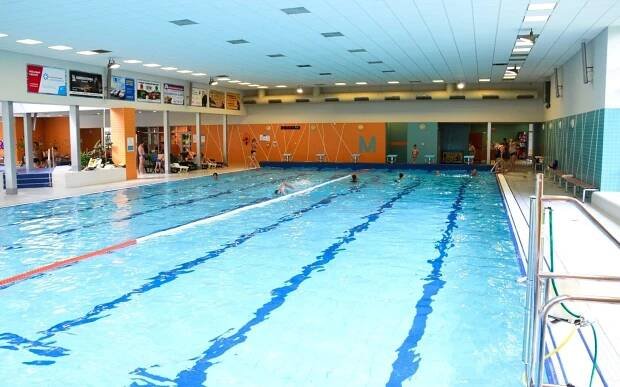 Jesenicko: Centrum Bruntálu v Hotelu Slezan *** se snídaní + vstup do wellness (bazén, vířivka, sauna) a sleva