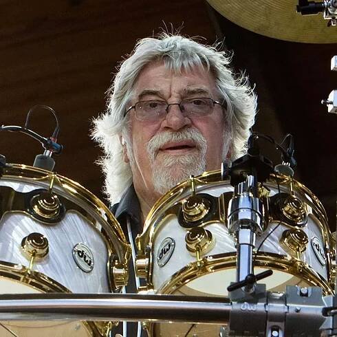 Tributes flood in as Moody Blues drummer Graeme Edge dies aged 80
