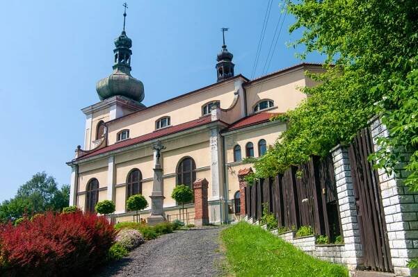 Bartošovice – kostel sv.... - Kostel