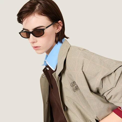 Miu Regard Sunglasses