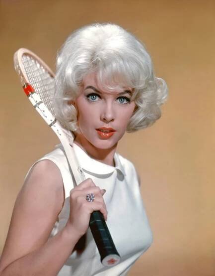 Stella Stevens byla hereckou hvězdou i sexsymbolem.