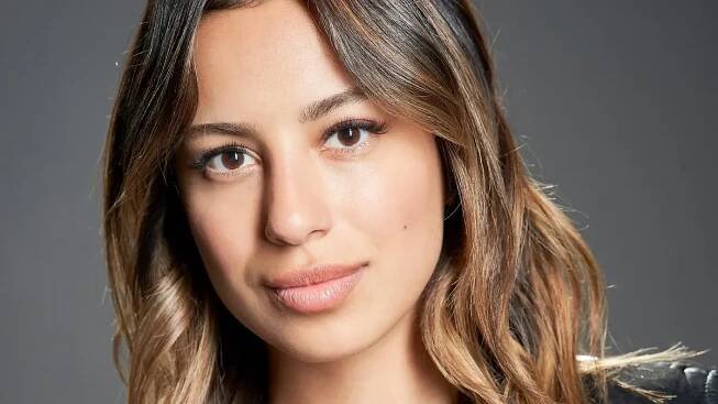 Gizem Emre spielt Dana Wegener, Polizeikommissarin