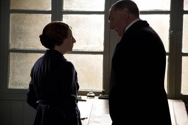 Panství Downton - Epizoda 8 - Z filmu - Phyllis Logan, Jim Carter