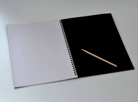 Vyškrabovací notes A4 - 10 listů | svicky.net
