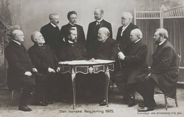 Michelsen's Cabinet - Wikipedia