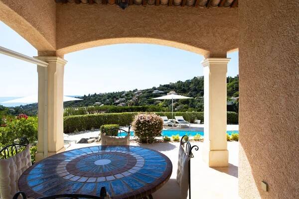 Luxury villa to rent in Les Issambres, southern France - VillaSud
