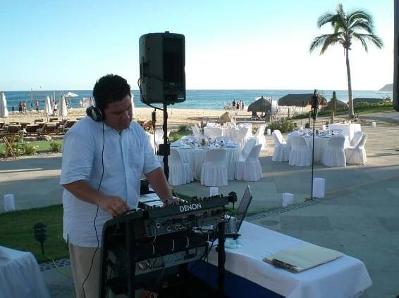 Gallery - DJ Mijares