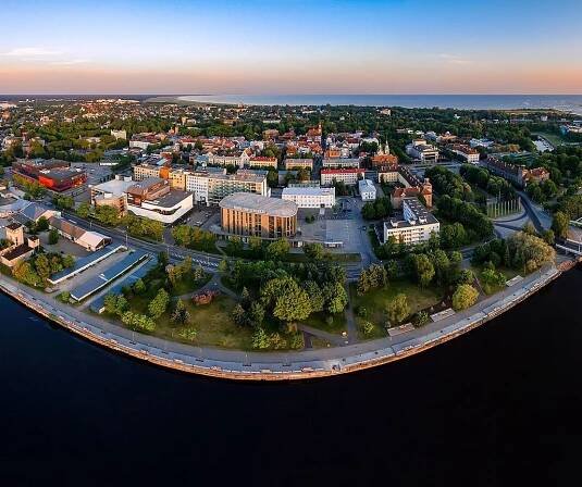 Pärnu v Pärnu