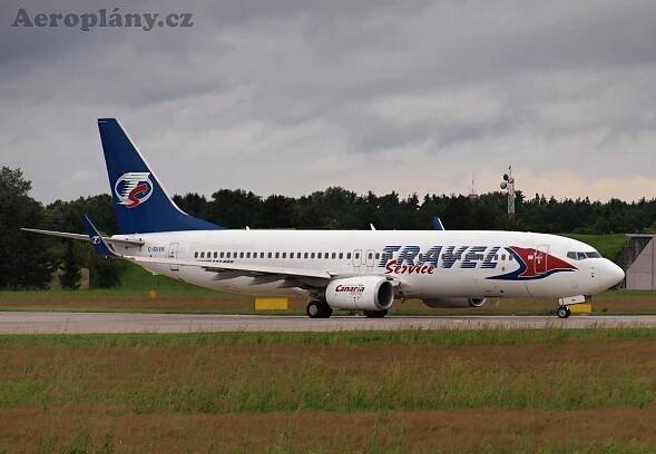 Boeing B737-8Q8 - C-GVVH