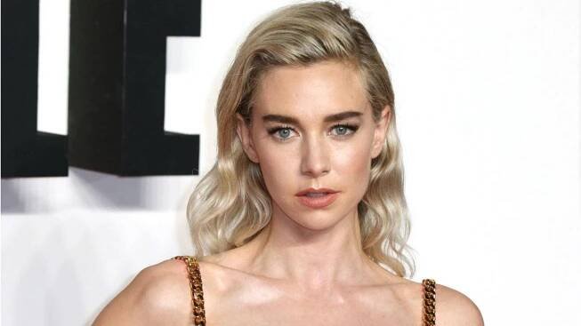 Vanessa Kirby Wallpaper