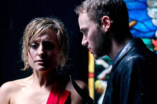 Smallville - Masky - Z filmu - Allison Mack, Steve Byers