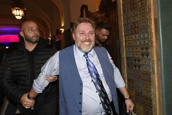 Za Ondráčkův skandál může psychická nemoc. Michal David mu přeje brzké uzdravení