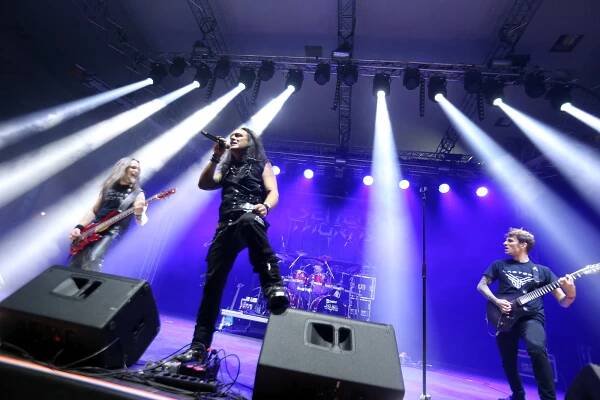 VIDEO: Zimní Masters Of Rock ve Zlíně lákal metalisty. Podívejte se