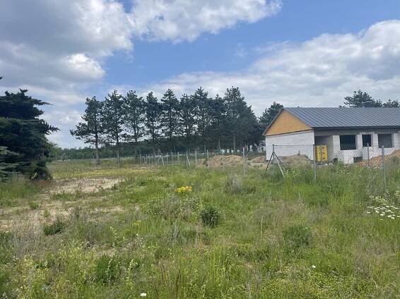 Prodej Pozemek, Mcely, okres Nymburk