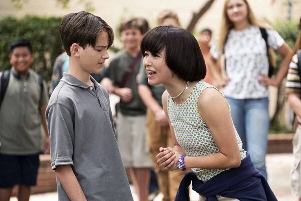 PEN15 - First Day - Z filmu - Maya Erskine