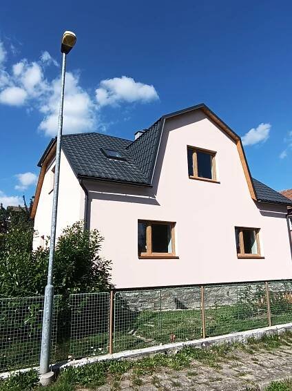 Fasáda a zateplení RD Polná – MIK.WORK - Zednické práce Michal Kolář